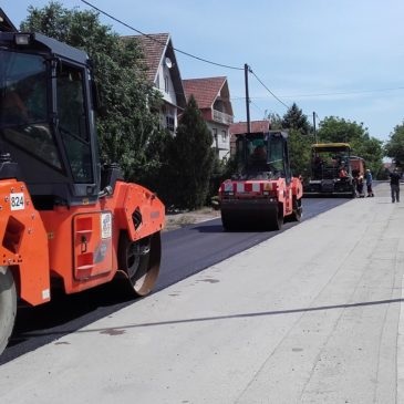 Пресвлачење коловоза у улицама на Клиси