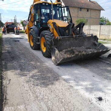 810 метара новог асфалта у Поенкареовој улици у Ветернику, почеле припреме за поправку Булевара војводе Степе на Новом насељу